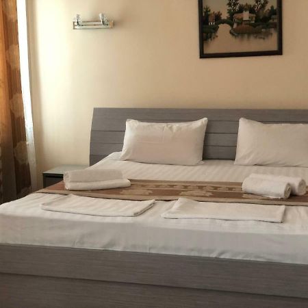 Tourist Hotel Szymkent Zewnętrze zdjęcie