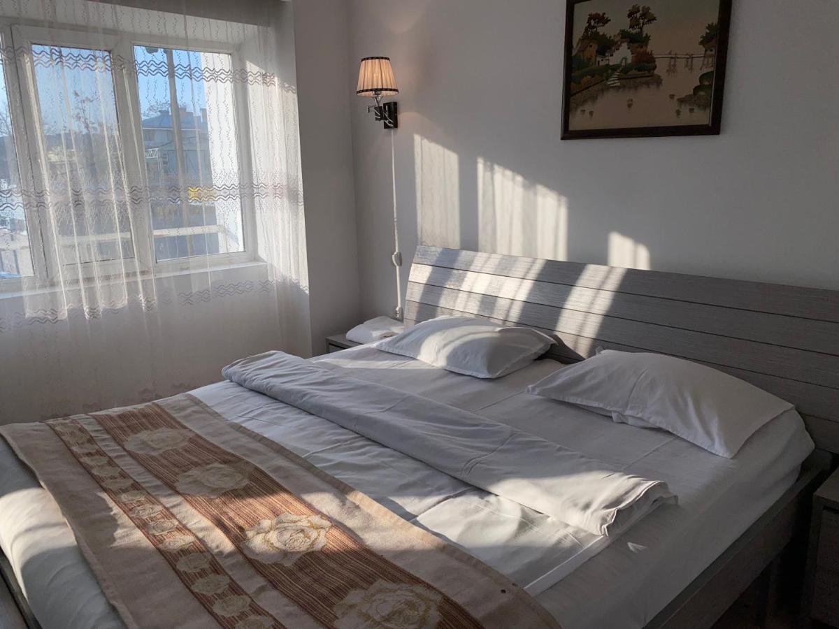 Tourist Hotel Szymkent Zewnętrze zdjęcie