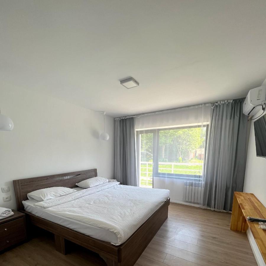 Tourist Hotel Szymkent Zewnętrze zdjęcie