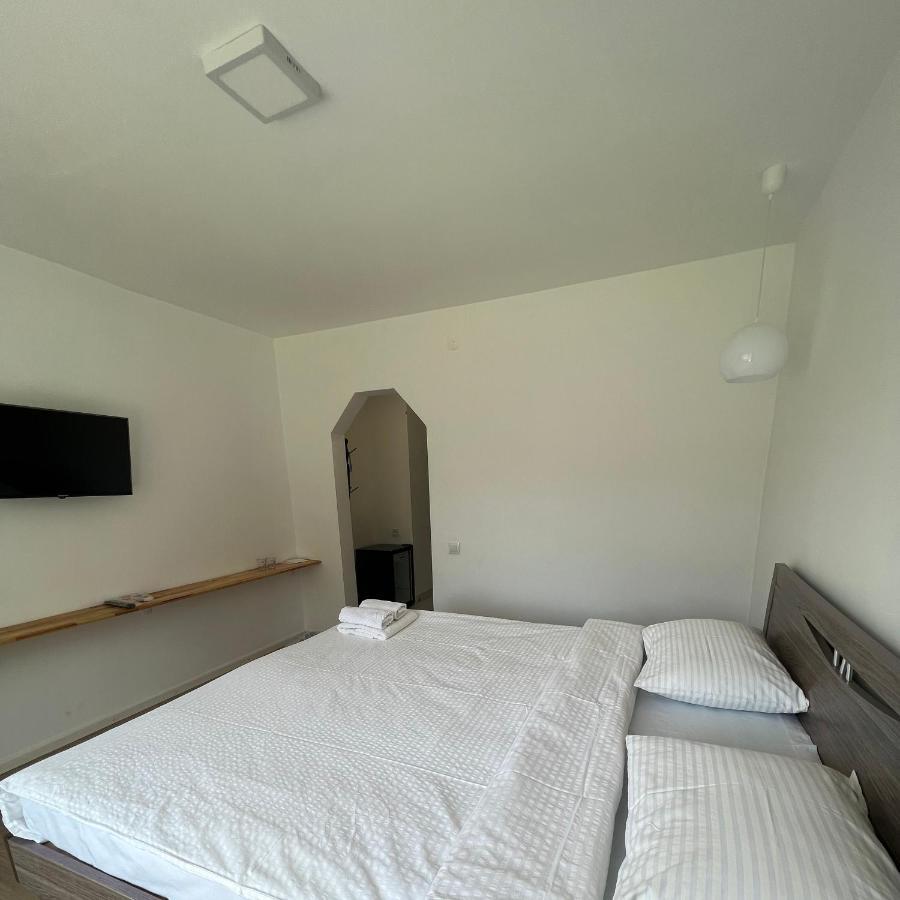 Tourist Hotel Szymkent Zewnętrze zdjęcie