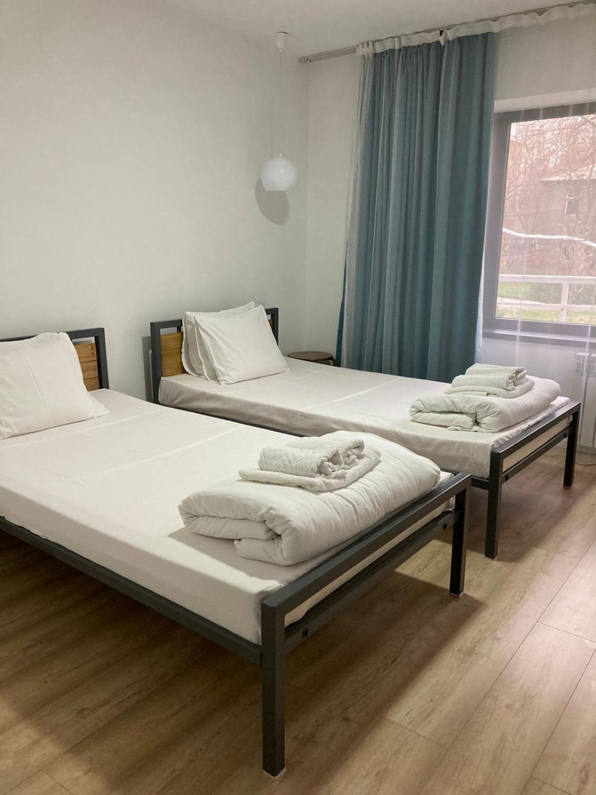 Tourist Hotel Szymkent Zewnętrze zdjęcie