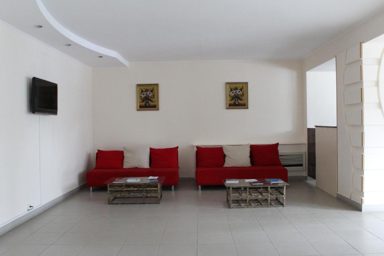 Tourist Hotel Szymkent Zewnętrze zdjęcie